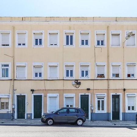 Vita Portucale ! Bright Campo Ourique W/ Terrace Лісабон Екстер'єр фото