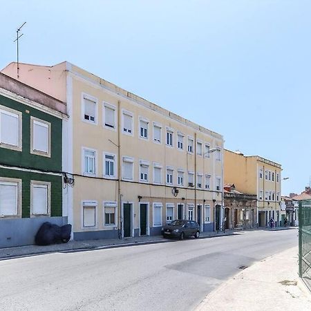 Vita Portucale ! Bright Campo Ourique W/ Terrace Лісабон Екстер'єр фото
