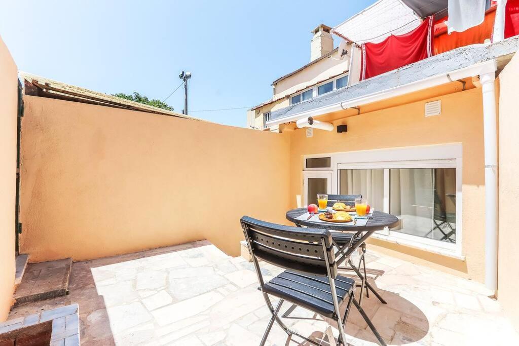 Vita Portucale ! Bright Campo Ourique W/ Terrace Лісабон Екстер'єр фото